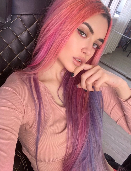 Морана Батори - слитые фото и видео